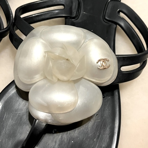 Chanel Authentic Flip Flops With Camellia Flower - Picture 3 of 5